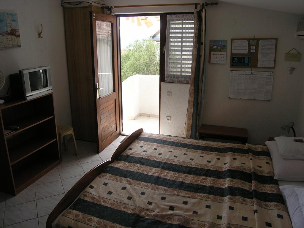 Apartmani Plach Krk Town Kültér fotó