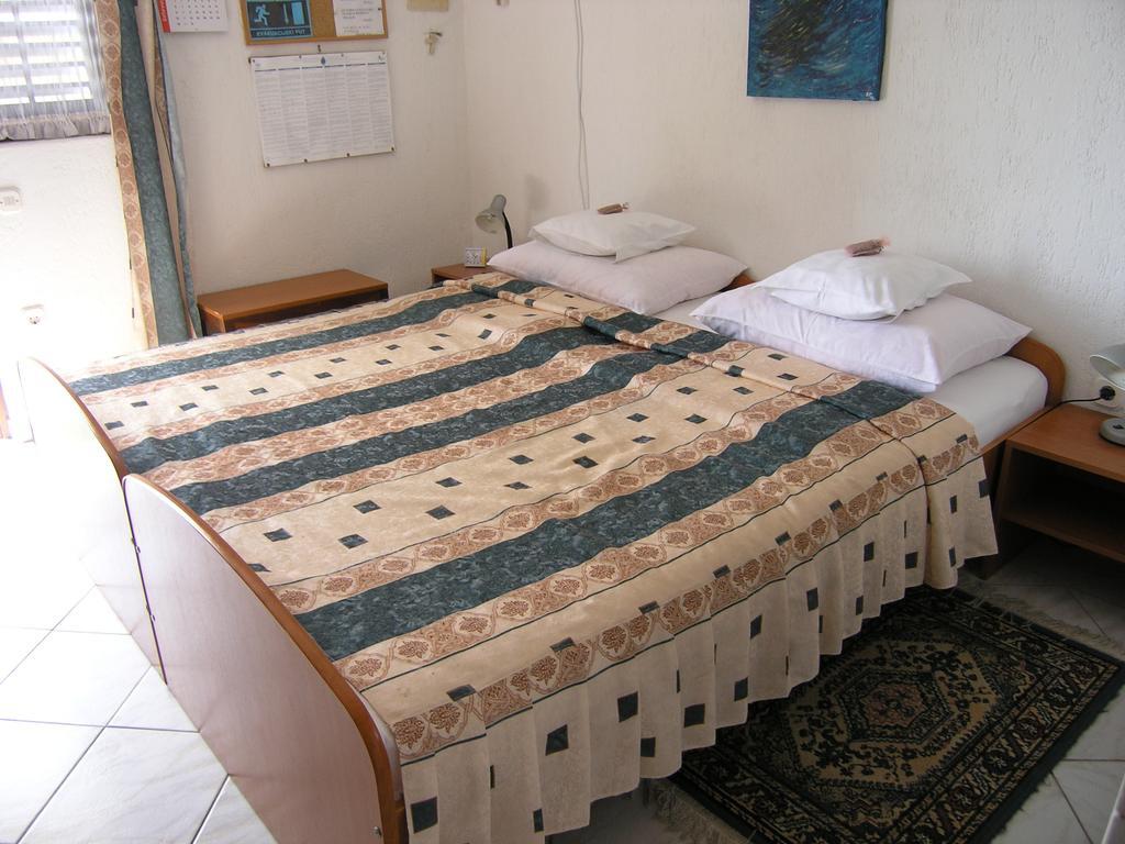 Apartmani Plach Krk Town Kültér fotó